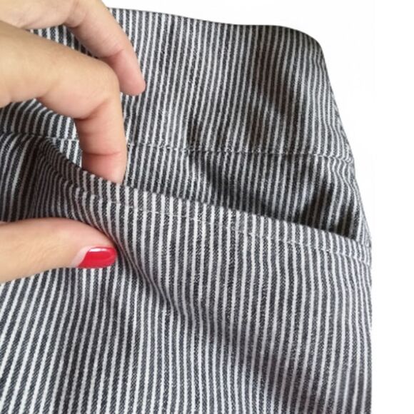 Talbots Skirts (Lot of 2)  Blue Fish Gray White Seersucker Pencil Mini Size 12 - Picture 10 of 14